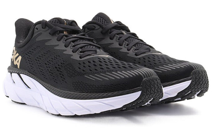 (WMNS) Clifton 7 ‘Oro nero’