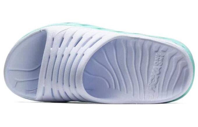 (WMNS) Diapositiva di recupero 2 ‘Tinta bianco-blu’